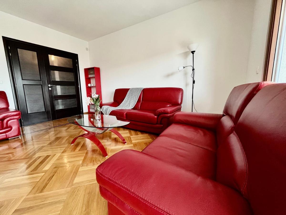 Mercury Apartman *